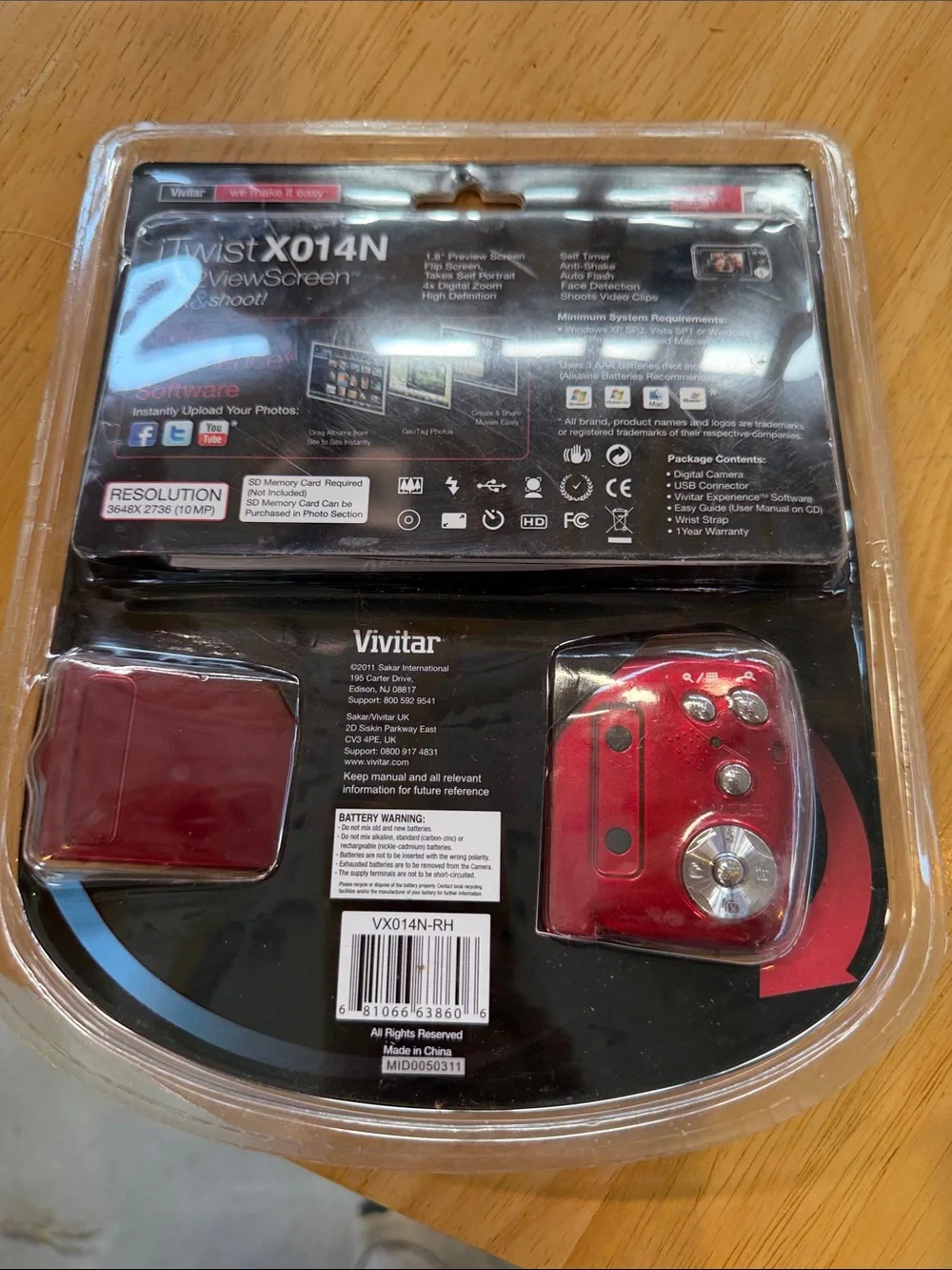 Vivitar ViviCam iTwist X017 10.1MP HD Digital Camera Swivel Twist SEALED NEW